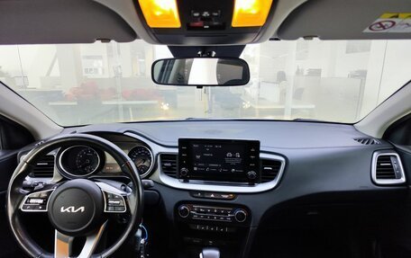KIA cee'd III, 2022 год, 2 100 000 рублей, 17 фотография