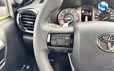 Toyota Hilux VIII, 2025 год, 8 500 000 рублей, 11 фотография