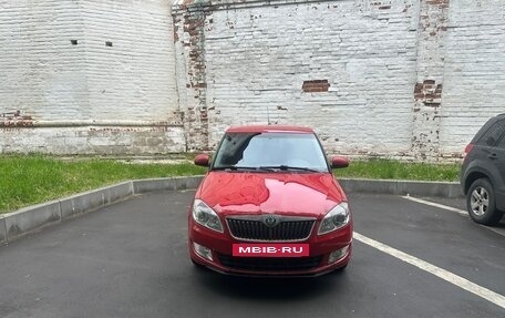 Skoda Fabia II, 2010 год, 670 000 рублей, 2 фотография