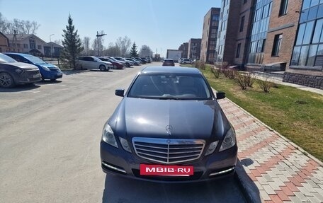 Mercedes-Benz E-Класс, 2010 год, 1 650 000 рублей, 3 фотография