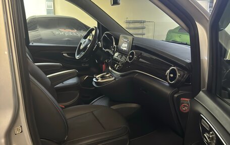 Mercedes-Benz V-Класс, 2016 год, 4 500 000 рублей, 5 фотография