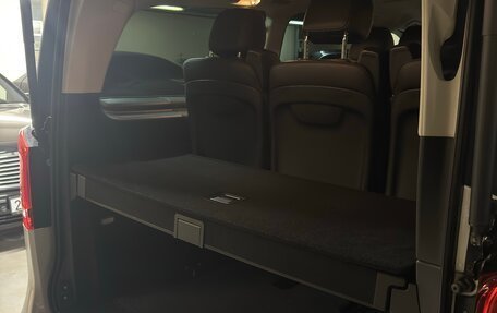 Mercedes-Benz V-Класс, 2016 год, 4 500 000 рублей, 10 фотография