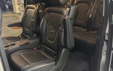 Mercedes-Benz V-Класс, 2016 год, 4 500 000 рублей, 9 фотография