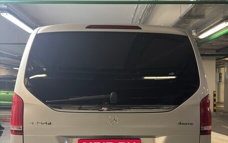Mercedes-Benz V-Класс, 2016 год, 4 500 000 рублей, 4 фотография