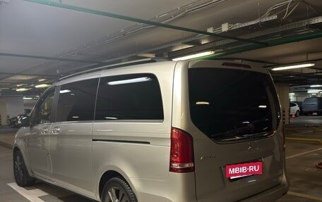 Mercedes-Benz V-Класс, 2016 год, 4 500 000 рублей, 3 фотография