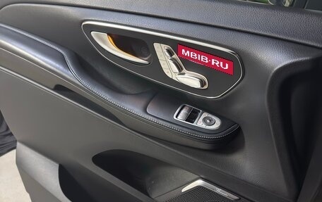 Mercedes-Benz V-Класс, 2016 год, 4 500 000 рублей, 14 фотография