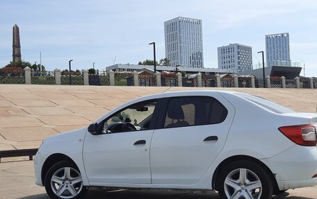 Renault Logan II, 2017 год, 420 000 рублей, 2 фотография