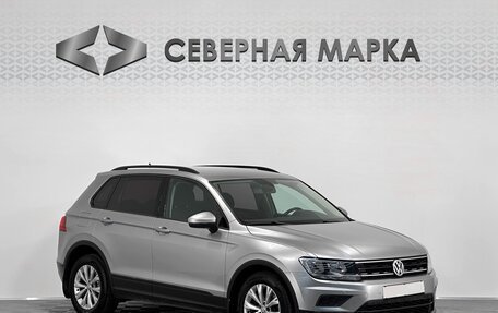Volkswagen Tiguan II, 2017 год, 1 799 000 рублей, 3 фотография