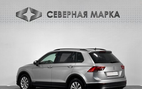 Volkswagen Tiguan II, 2017 год, 1 799 000 рублей, 4 фотография