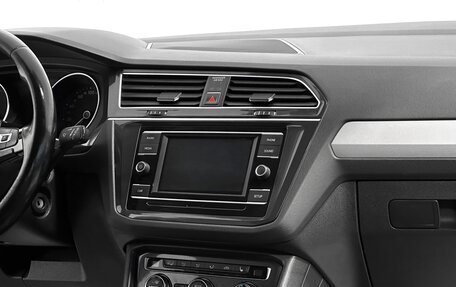 Volkswagen Tiguan II, 2017 год, 1 799 000 рублей, 9 фотография