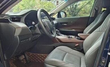 Toyota Harrier, 2021 год, 3 060 446 рублей, 8 фотография