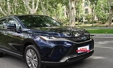 Toyota Harrier, 2021 год, 3 060 446 рублей, 2 фотография