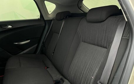 Opel Astra J, 2011 год, 715 000 рублей, 17 фотография