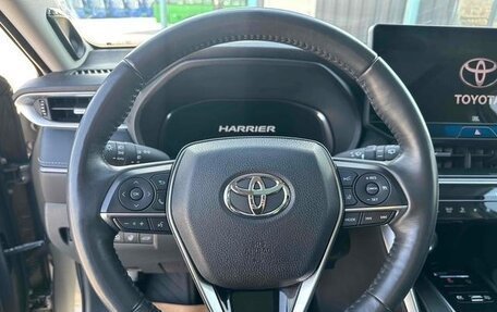 Toyota Harrier, 2022 год, 3 050 446 рублей, 2 фотография