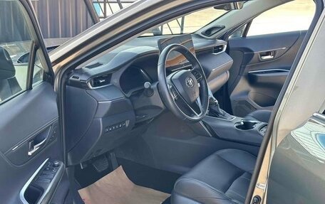 Toyota Harrier, 2022 год, 3 050 446 рублей, 3 фотография