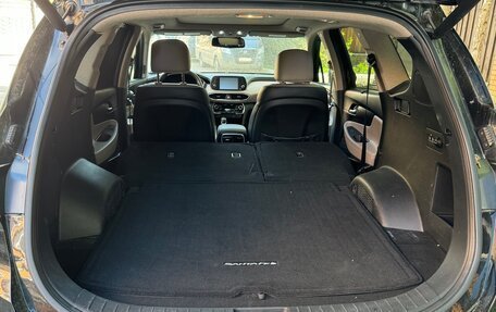 Hyundai Santa Fe IV, 2019 год, 2 950 000 рублей, 21 фотография