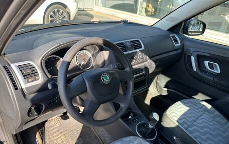 Skoda Fabia II, 2009 год, 527 000 рублей, 13 фотография