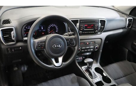 KIA Sportage IV рестайлинг, 2018 год, 1 860 000 рублей, 6 фотография