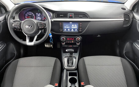 KIA Rio IV, 2018 год, 1 299 000 рублей, 15 фотография