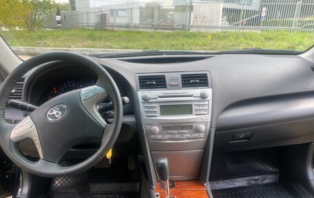 Toyota Camry, 2010 год, 3 600 000 рублей, 8 фотография