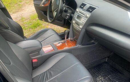 Toyota Camry, 2010 год, 3 600 000 рублей, 15 фотография
