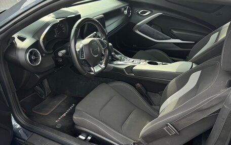 Chevrolet Camaro VI, 2019 год, 2 550 000 рублей, 6 фотография