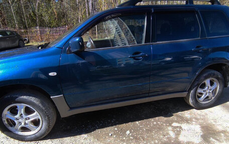 Mitsubishi Outlander III рестайлинг 3, 2003 год, 720 000 рублей, 5 фотография