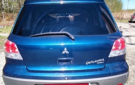 Mitsubishi Outlander III рестайлинг 3, 2003 год, 720 000 рублей, 2 фотография