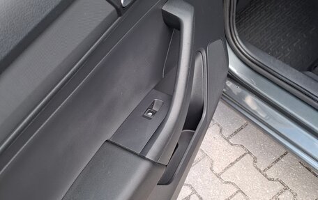 Volkswagen Polo VI (EU Market), 2021 год, 1 600 000 рублей, 14 фотография