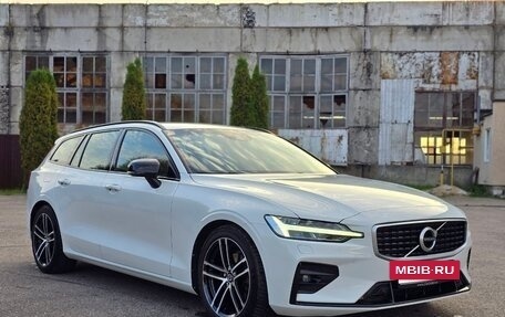 Volvo V60 II, 2020 год, 2 640 000 рублей, 6 фотография