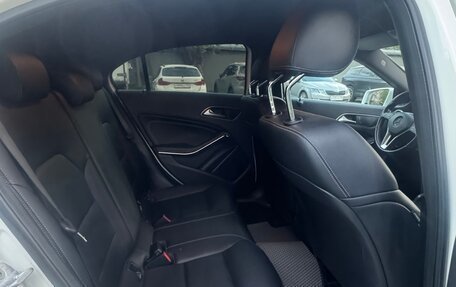 Mercedes-Benz A-Класс, 2015 год, 1 560 000 рублей, 20 фотография