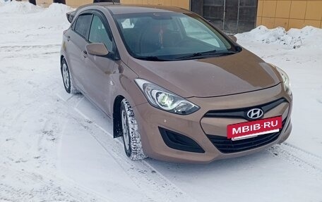 Hyundai i30 II рестайлинг, 2012 год, 1 100 000 рублей, 4 фотография