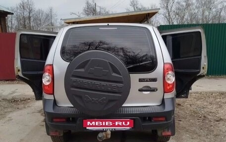Chevrolet Niva I рестайлинг, 2012 год, 450 000 рублей, 4 фотография