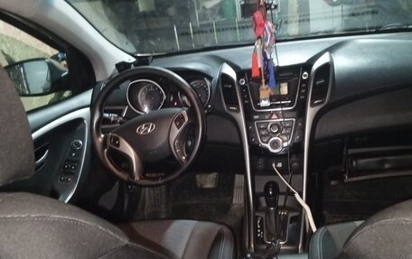 Hyundai i30 II рестайлинг, 2012 год, 1 100 000 рублей, 10 фотография