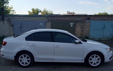 Volkswagen Jetta VI, 2014 год, 930 000 рублей, 4 фотография