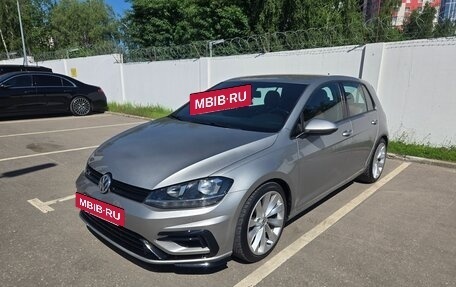 Volkswagen Golf VII, 2019 год, 1 820 000 рублей, 3 фотография
