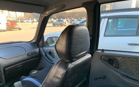 Chevrolet Niva I рестайлинг, 2003 год, 225 000 рублей, 8 фотография