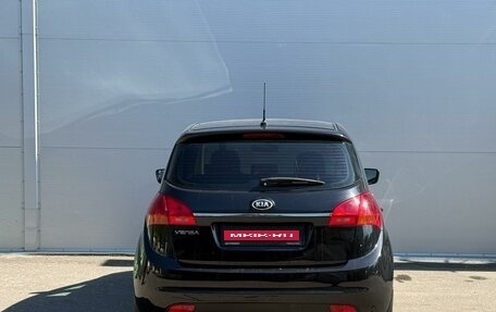 KIA Venga I, 2015 год, 935 000 рублей, 4 фотография