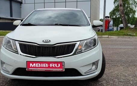 KIA Rio III рестайлинг, 2013 год, 750 000 рублей, 1 фотография