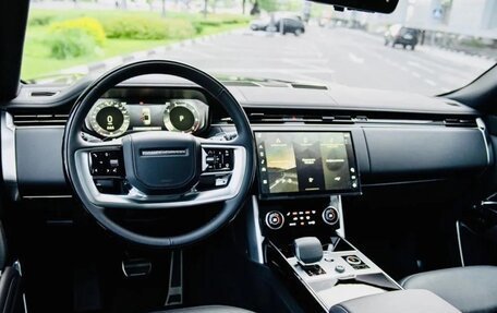 Land Rover Range Rover IV рестайлинг, 2023 год, 21 710 000 рублей, 3 фотография