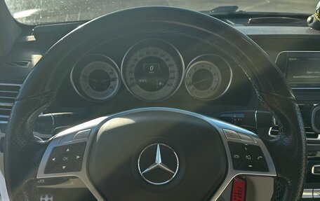 Mercedes-Benz E-Класс, 2013 год, 1 750 000 рублей, 16 фотография