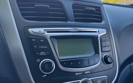 Hyundai Solaris II рестайлинг, 2012 год, 795 000 рублей, 8 фотография