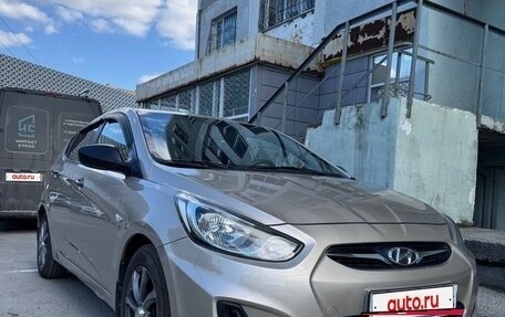Hyundai Solaris II рестайлинг, 2012 год, 795 000 рублей, 2 фотография