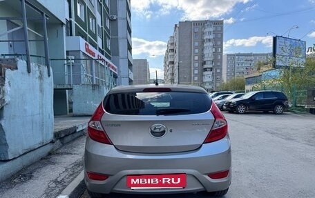 Hyundai Solaris II рестайлинг, 2012 год, 795 000 рублей, 3 фотография