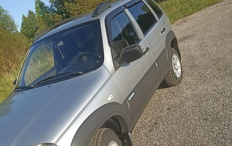 Chevrolet Niva I рестайлинг, 2011 год, 510 000 рублей, 5 фотография
