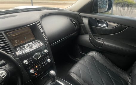 Infiniti FX II, 2008 год, 1 200 000 рублей, 14 фотография