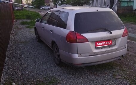Nissan Wingroad III, 2001 год, 285 000 рублей, 3 фотография