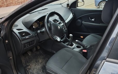 Renault Megane III, 2011 год, 650 000 рублей, 3 фотография