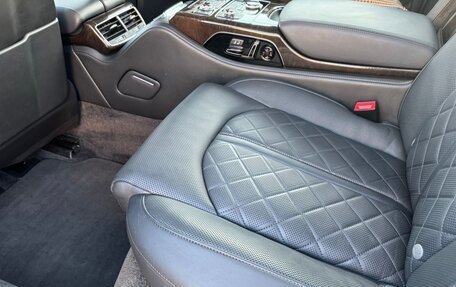 Audi A8, 2016 год, 2 650 000 рублей, 18 фотография