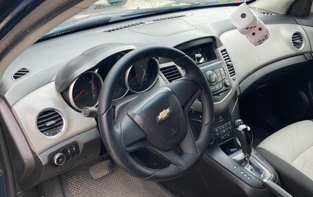Chevrolet Cruze II, 2011 год, 670 000 рублей, 7 фотография